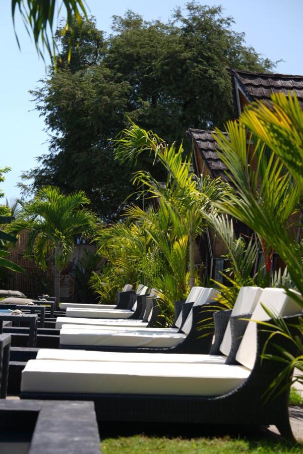 Copacabana Gili Air Hotel Exterior foto