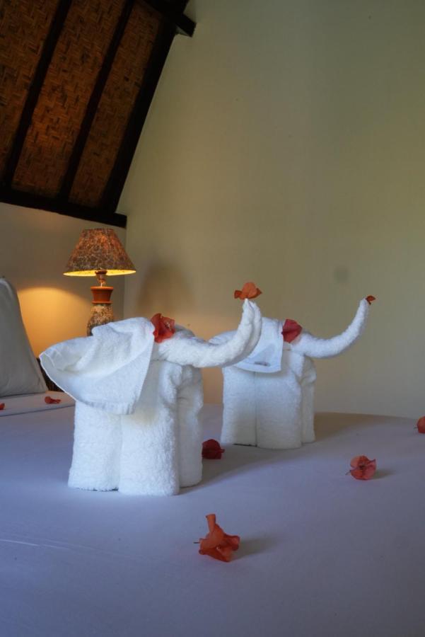 Copacabana Gili Air Hotel Exterior foto